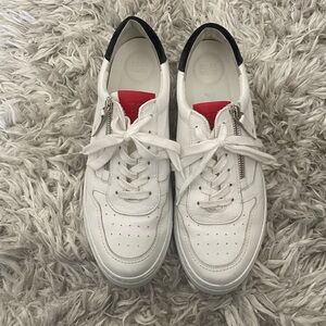 Paul Green Ryder Sneaker, 10.5, excellent condition